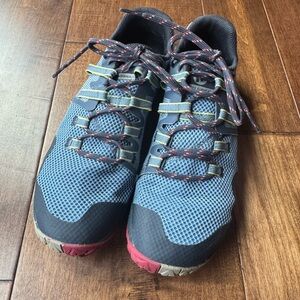 Merrell Women’s Trail Glove 6 Sz 9